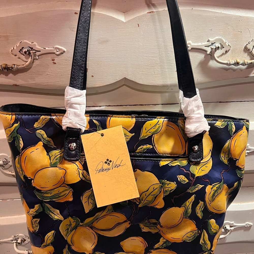 Patricia Nash Lemon Print Tote Bag - Picture 2 of 8